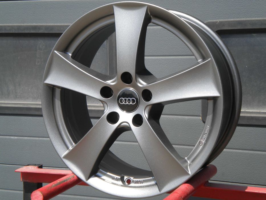 Nowe felgi aluminiowe Dezent 17 5x112 Audi A4 A6 Q3 Q5 Grafitowe
