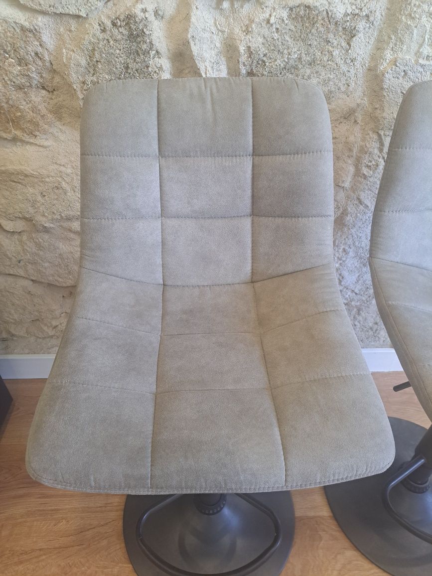 Conjunto 2 bancos ajustáveis