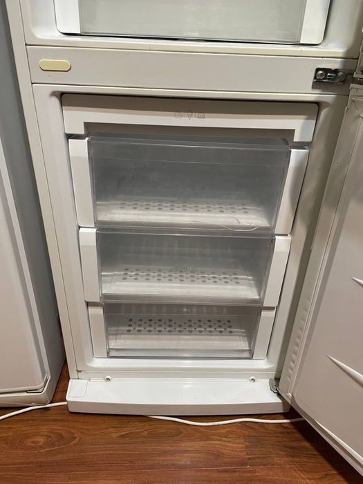 Холодильник LG б/у