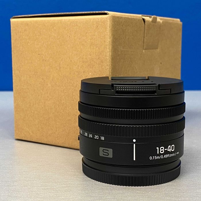 Panasonic Lumix S 18-40mm f/4.5-6.3