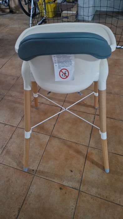 Cadeira refeição bebé