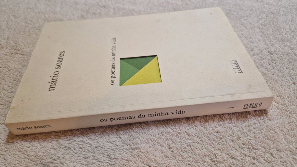 Livro "Os poemas da minha vida" de Mário Soares