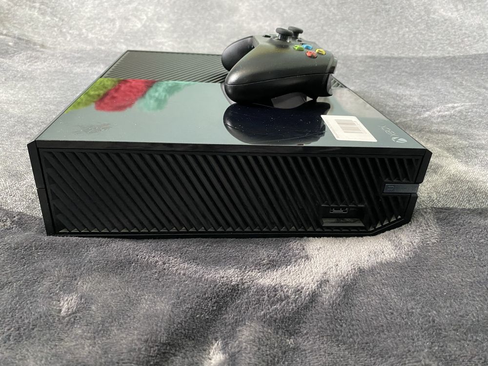 Xbox ONE 500gb з гарантією в ідеалі
