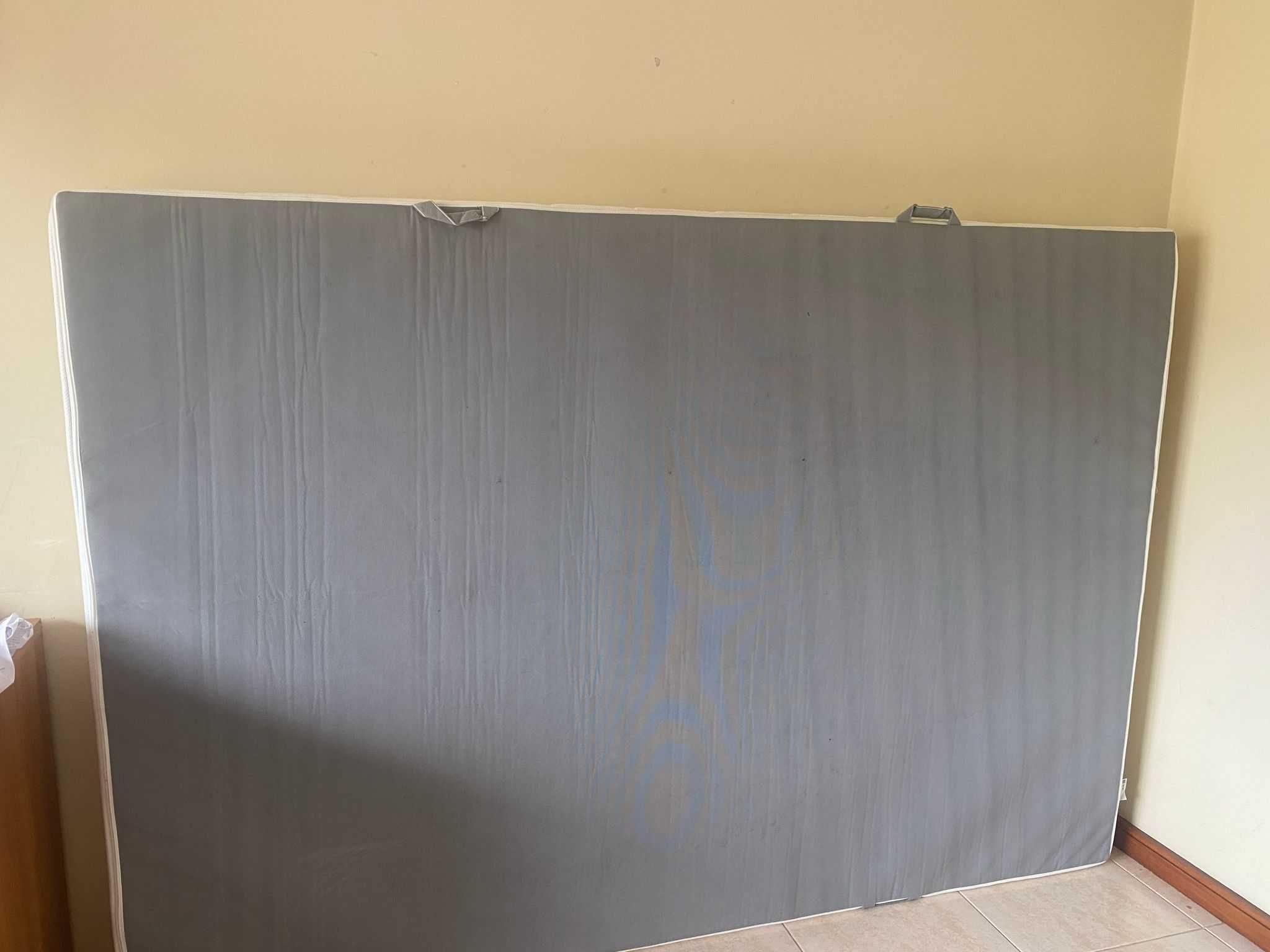 Colchão IKEA 140X200 (espuma firme)