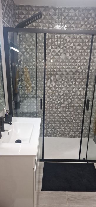 Quarto de casal perto Arrábida Shopping