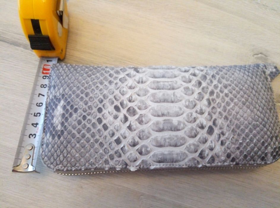 Кошельки из кожи питона