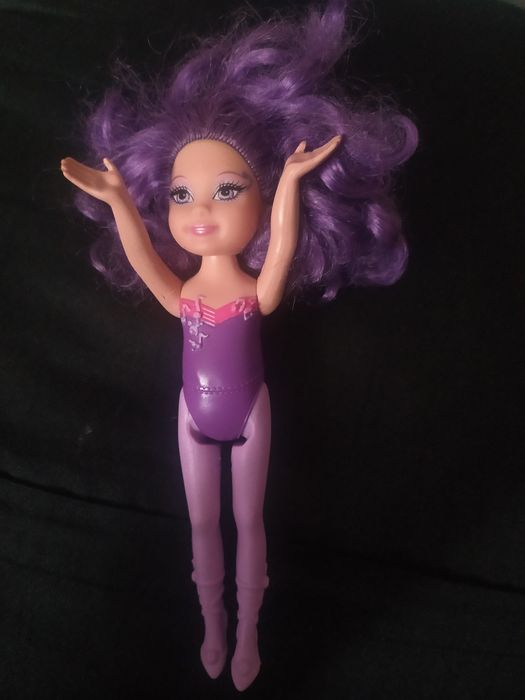 Lalka Barbie Princessa 2012