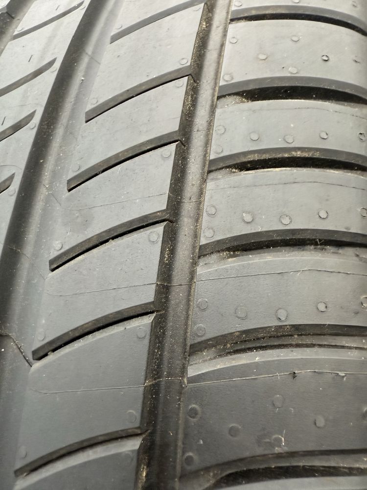 Opony 225/50R18 Michelin Primacy3 17rok , widoczne paski