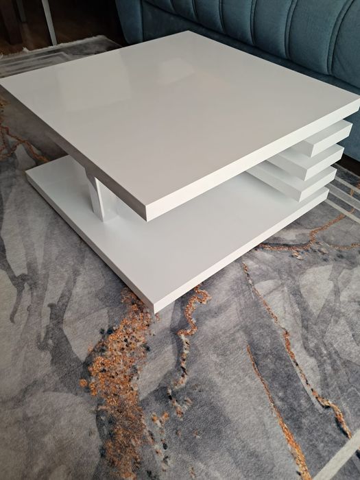 Stolik kawowy biały