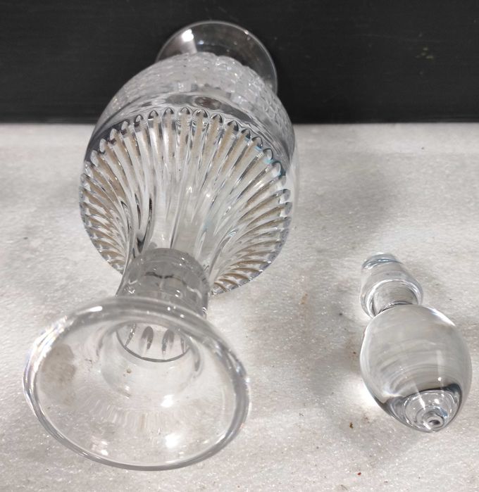 Garrafa licoreira em cristal Atlantis