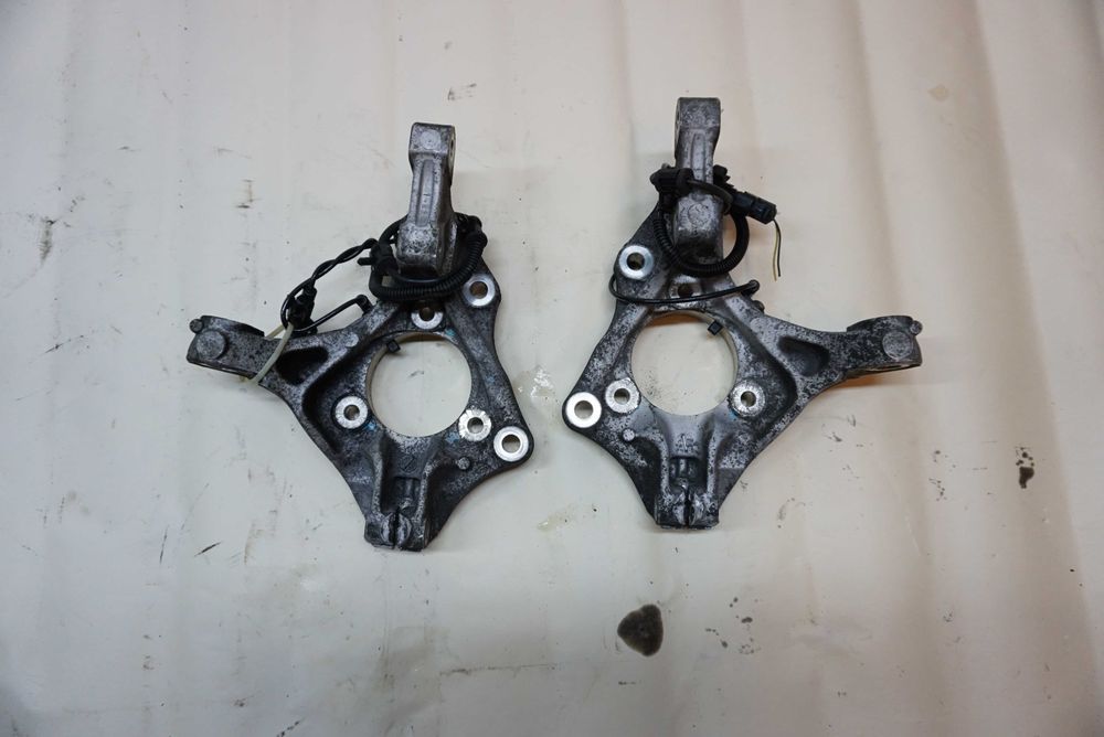 Цапфа передня \Поворотний кулак Chevrolet Orlando\Шевроле Орландо