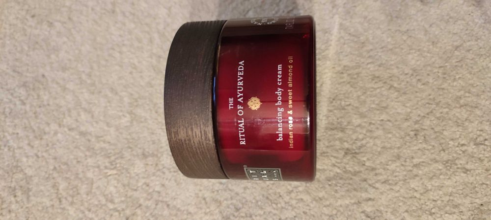 Ritual Of Ayurveda Balancing Body Cream 220 ml