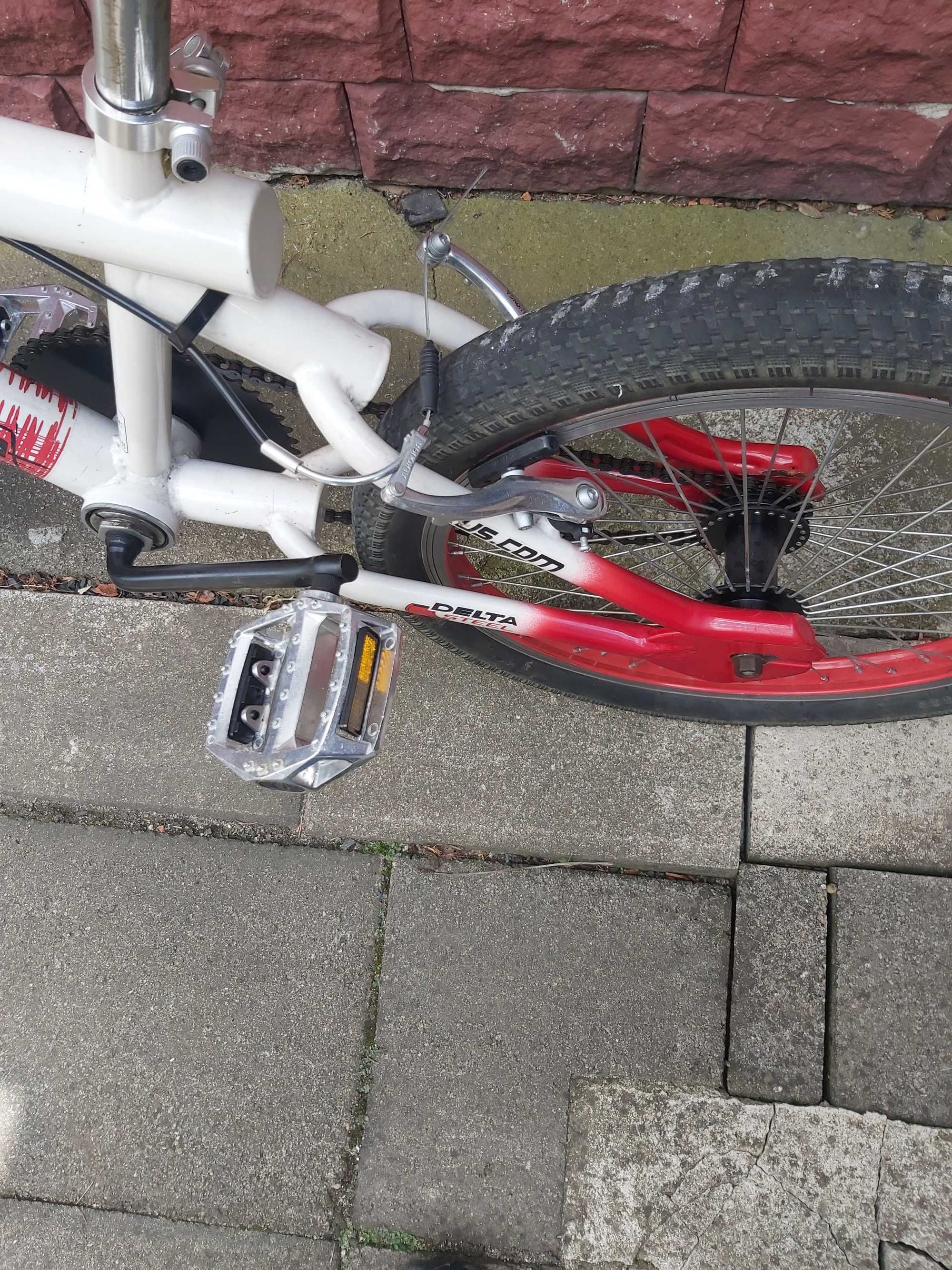 Rower bmx delta throne