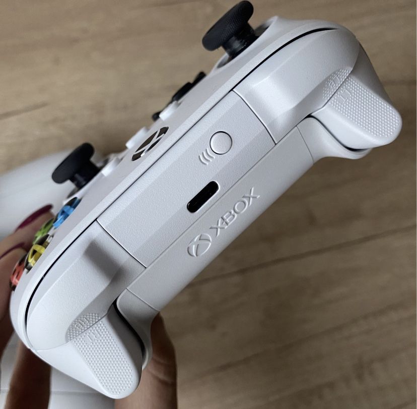 NOWY kontroler pad XBOX Series S X Robot white biały 1 sztuka
