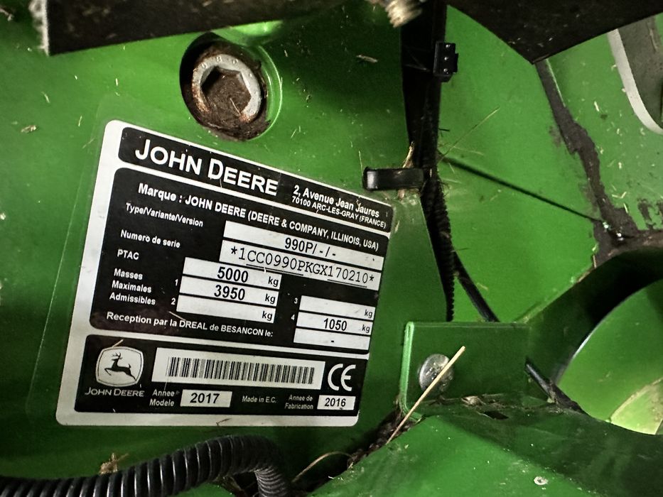 Prasa belująca John Deere 990P  kurtyna z wyrzutem