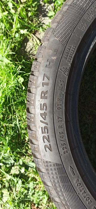Opona zimowa Continental 225/45R17
