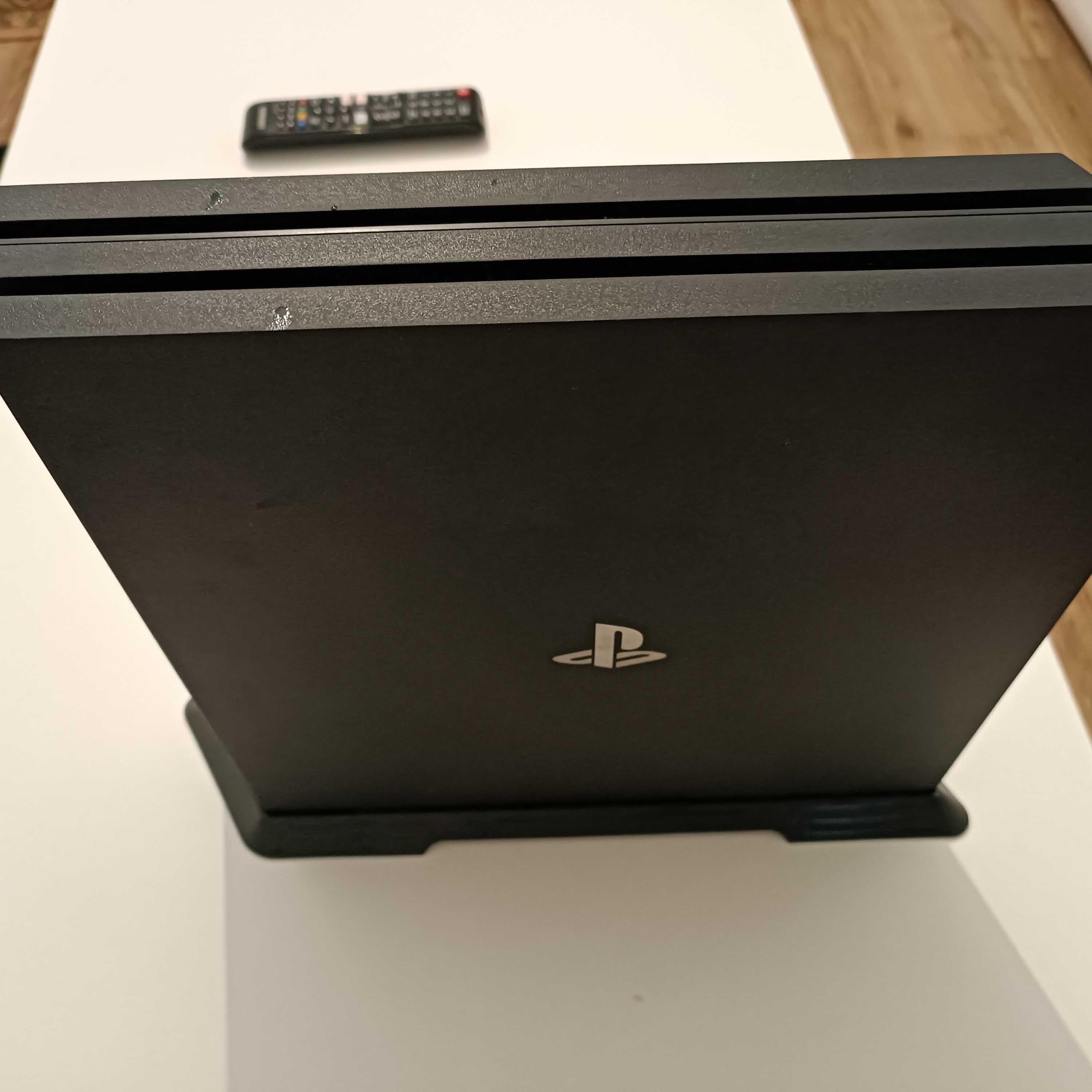 Mini zestaw Ps 4 Pro