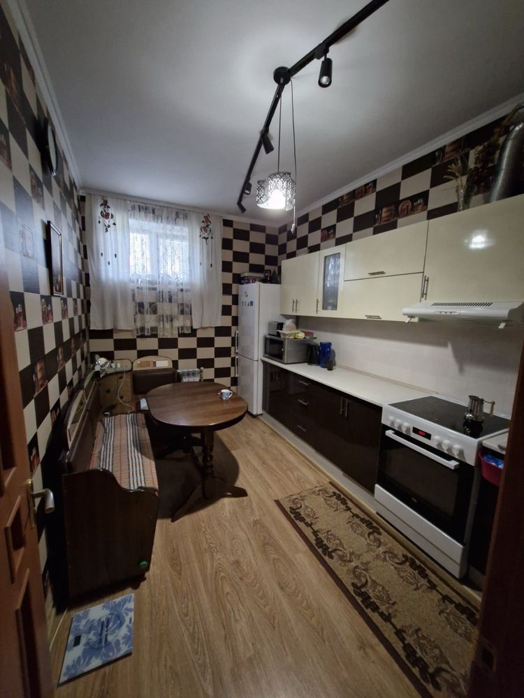 Продам 2 кімнатну квартиру рн руські фільварки