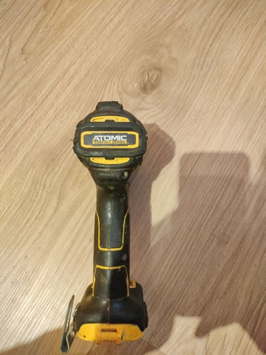 Zakrętarka udarowa DeWALT DCF809 zakretarka 198Nm wkrętarka DeWalt