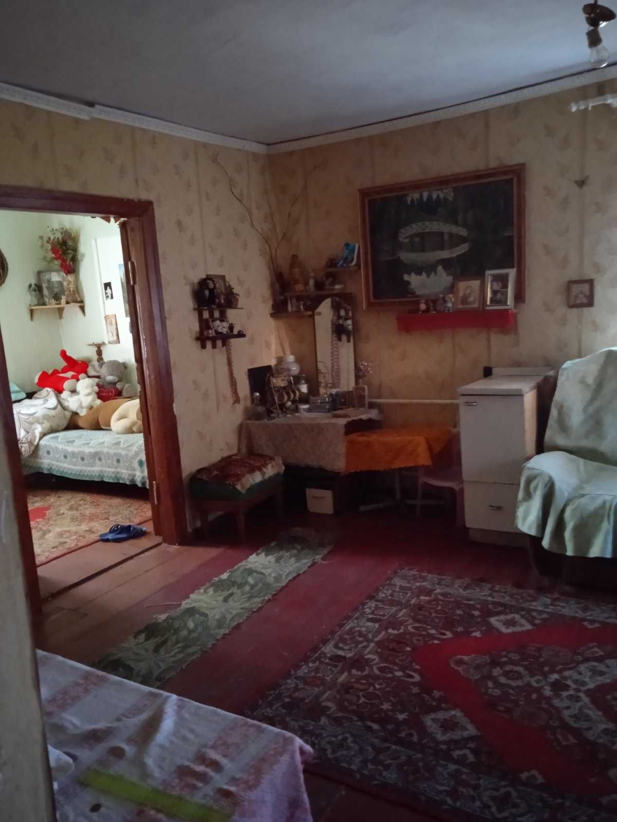 Продам дом по ул. Бассейной земля приватизированная пр. Металургов
