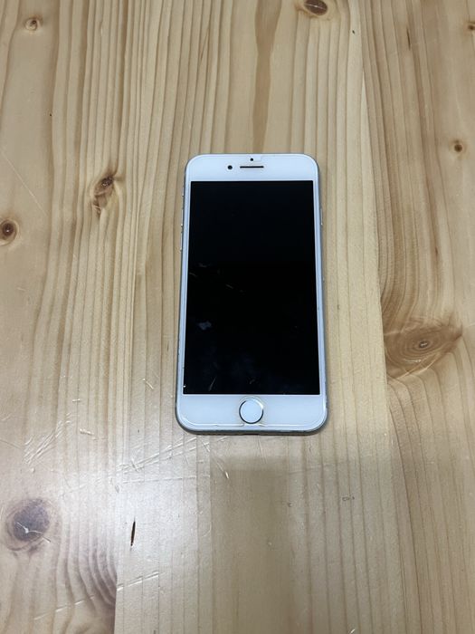 Iphone 8 , capacidade 64G