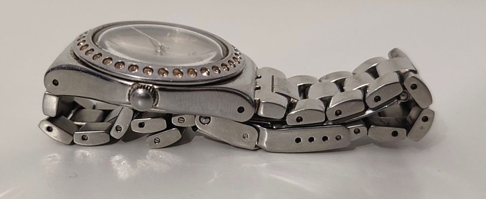 Zegarek Swatch Irony z cyrkoniami