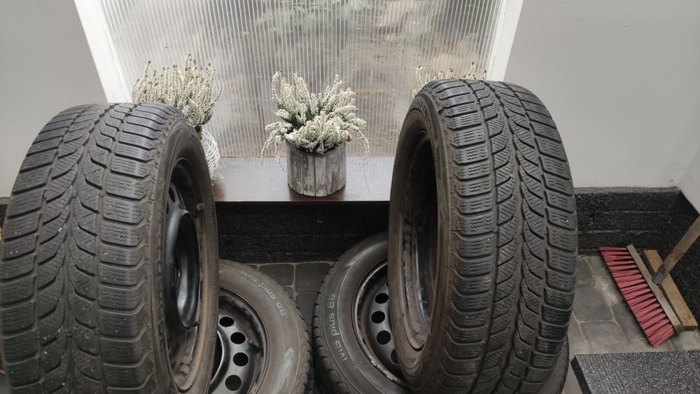 Koła z oponami 205/60/R16H