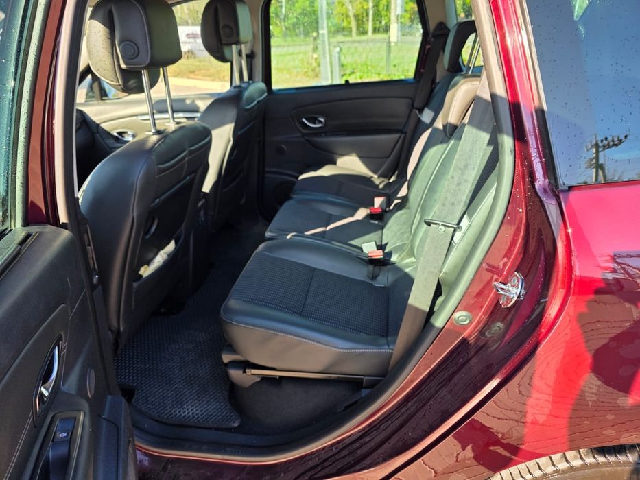 Продам Renault grand scenic 3 2013  3 2013