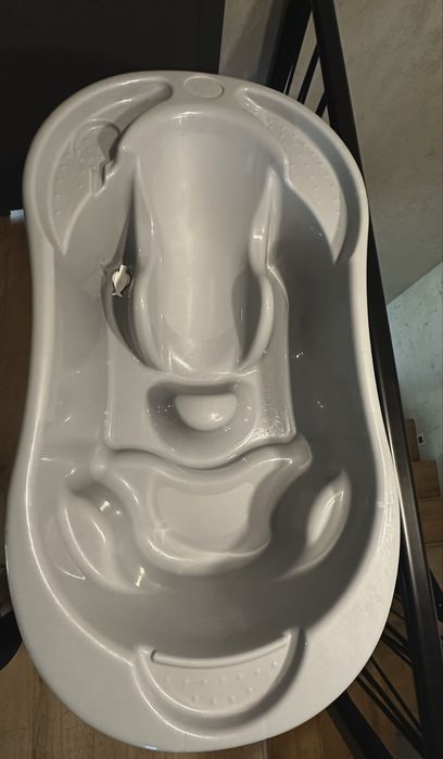 Wanienka ze stojakiem tega baby