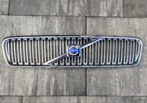 Atrapa grill Volvo V50 S40