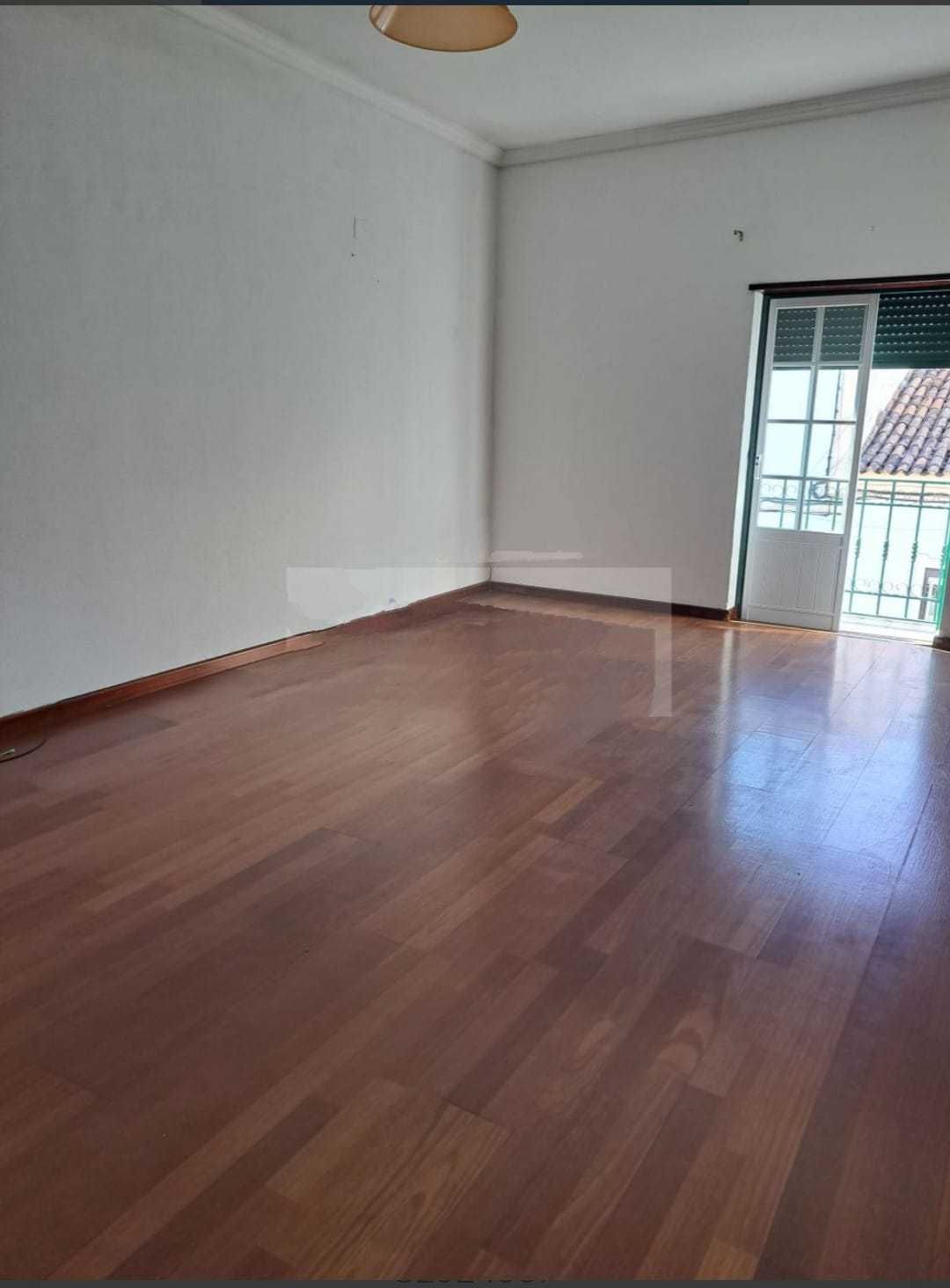 Moradia em primeiro andar com garagem PONTE DE SOR