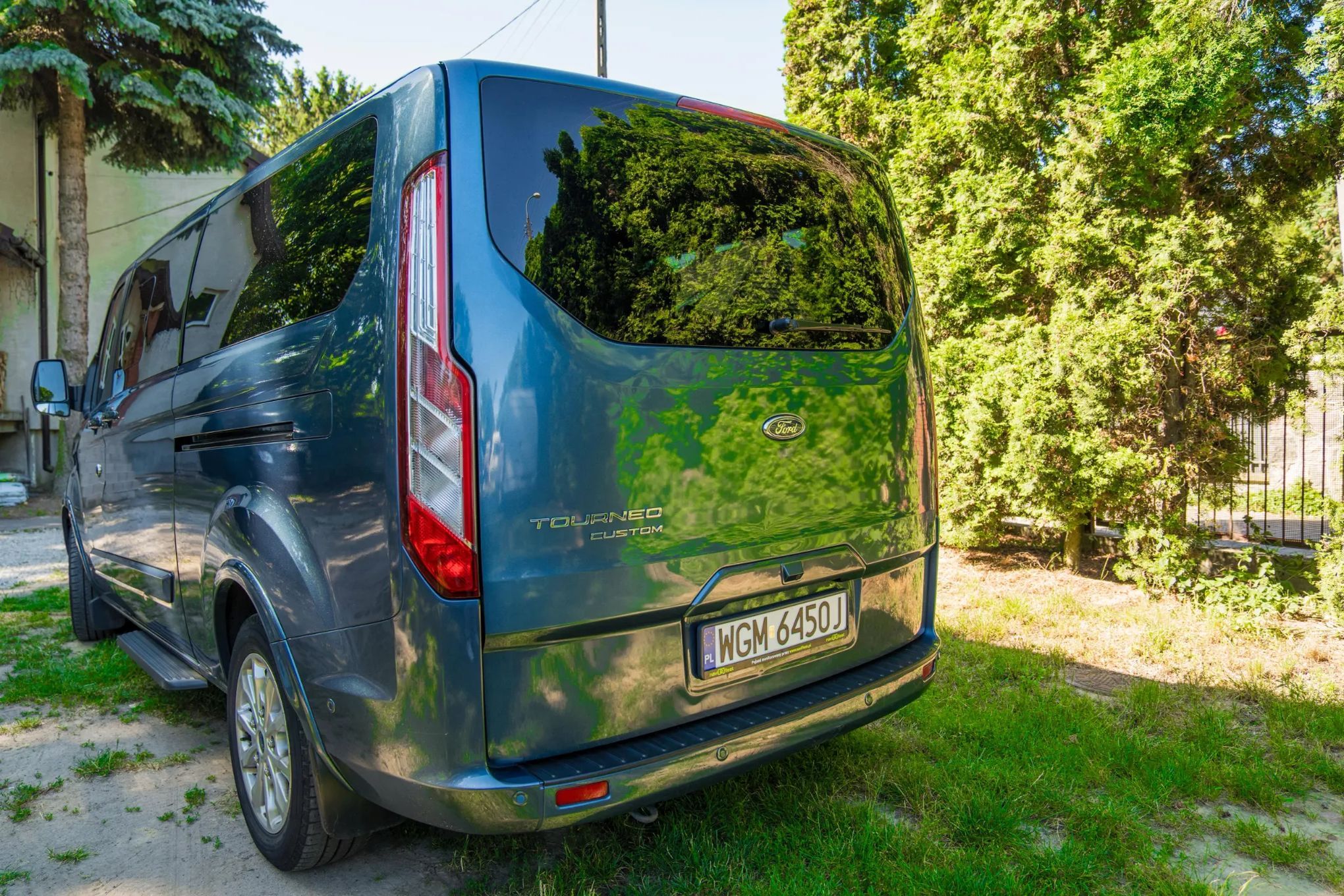 Ford Tourneo Custom Ford Tourneo Custom 2.0 Ecoblue L2 Titanium Selectshift 8 miejsc.