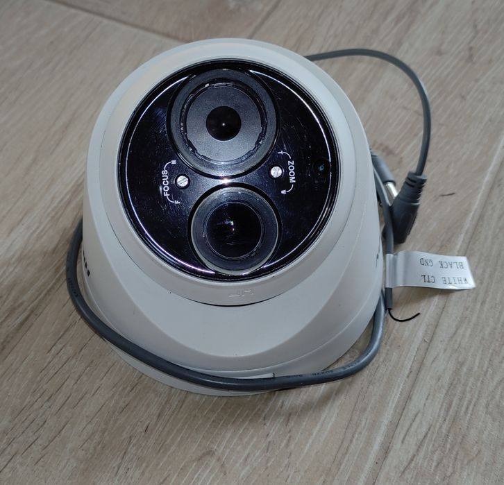 Відеокамера Hikvision DS-2CE56D5T-VFIT3