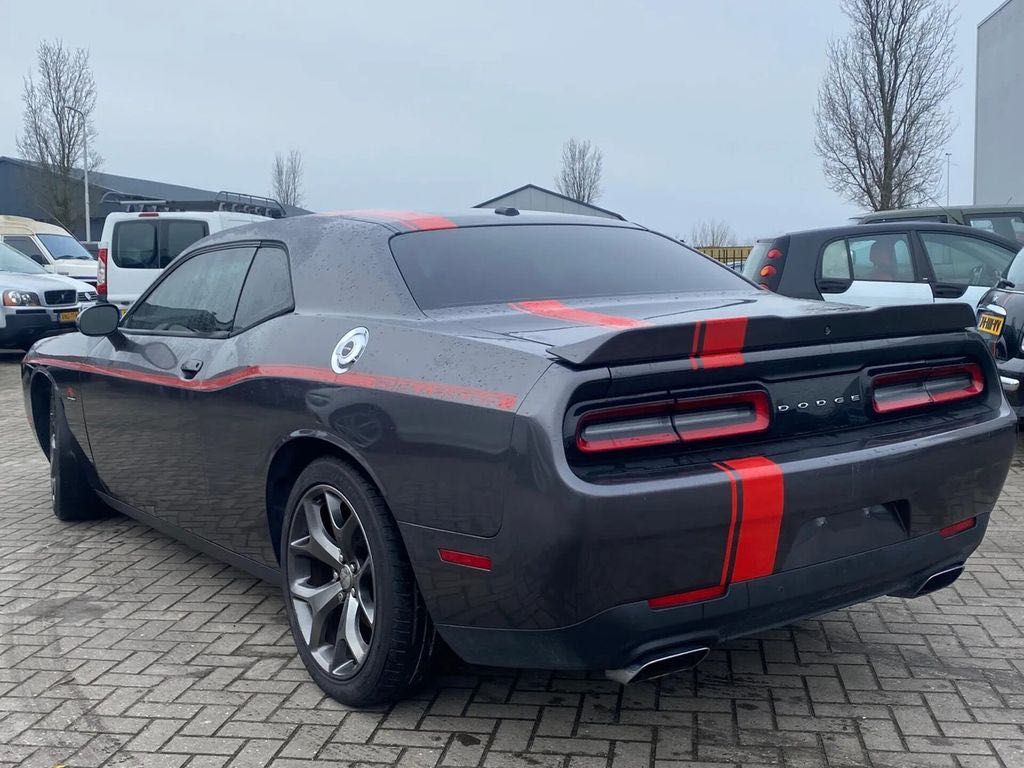 Бампер Dodge Charger Challenger решітка бампера та ін. запч. разборка