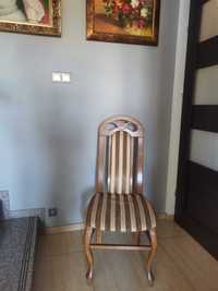 Drewniane krzesła 6