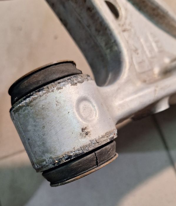 Рычаг передней подвески, б/у, Lexus GS350 (2012)