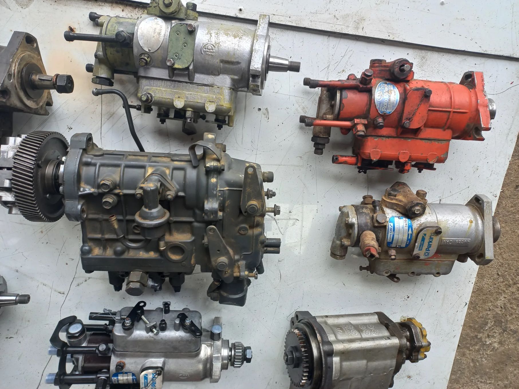 Pompa wtryskowa 284092G1,PSGA90D320,CAV,BOSCH,MWM,LUCAS,0400866163,3348F110,DELPHI,PERKINS stojąca,3363F580,8523A181A,9520A005G,V3800,V3300,V3600,KUBOTA,2644H204BT/2/1950,CAT,189-5184,382-2G68,KBTR430,9320A171T/7189-0334, SAME,rzędowa,rotacyjna,sekcyjna,s