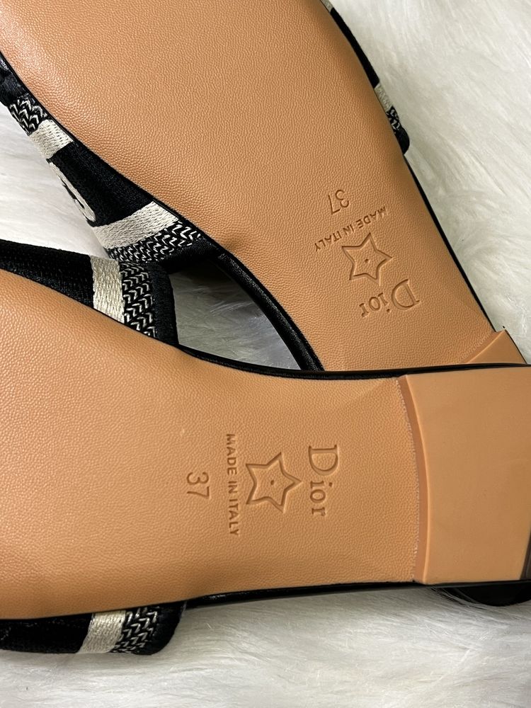 Klapki Christian Dior !! Różne rozmiary Nowe