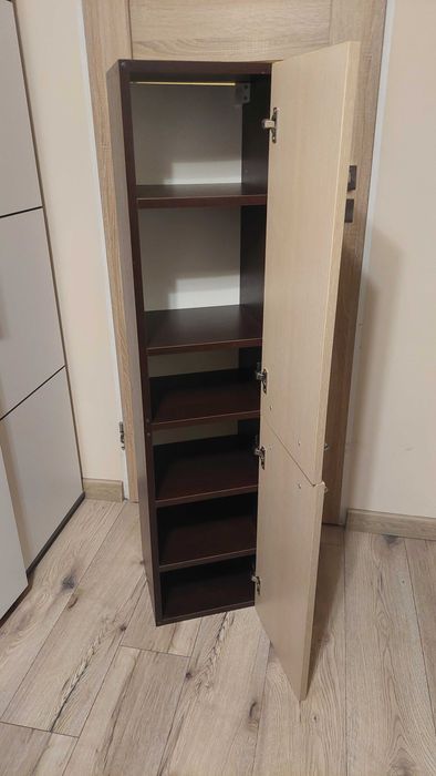 Szafka wisząca łazienkowa słupek