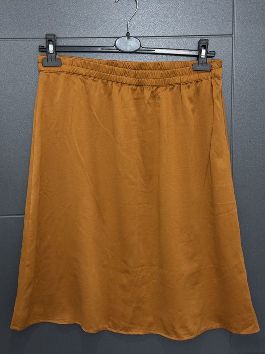 Pomarańczowa spódnica za kolano xl