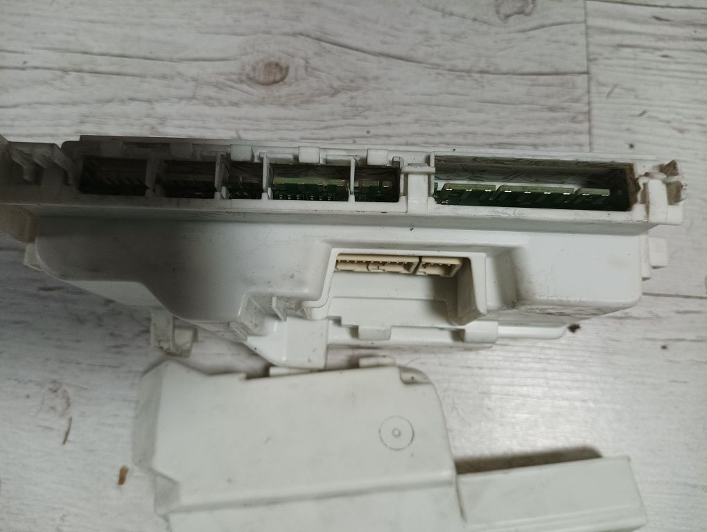 Cześć do Indesit IWD61052