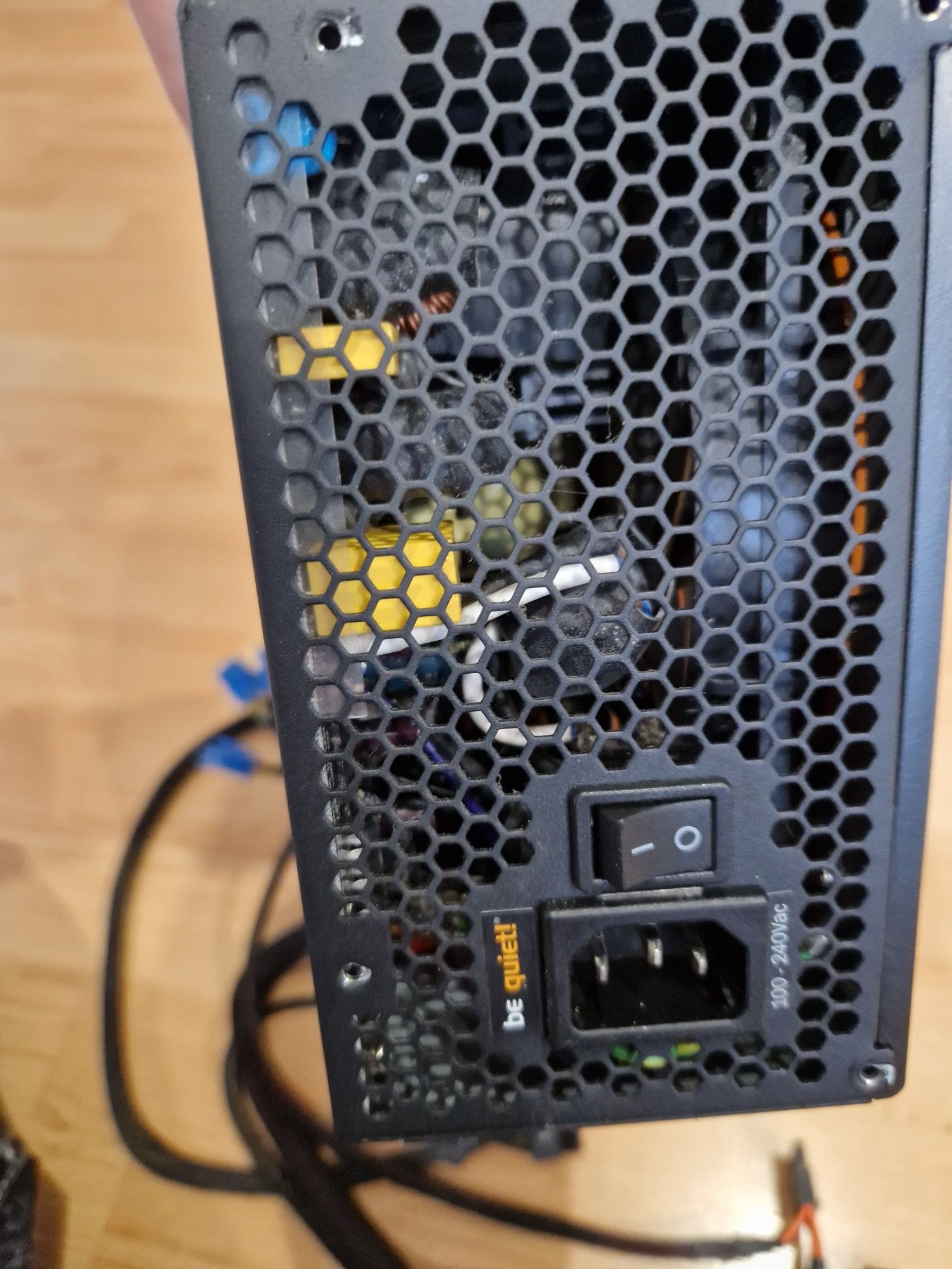 Модульний блок живлення BEQUIET 480w  6+8(6+2) відеокарта