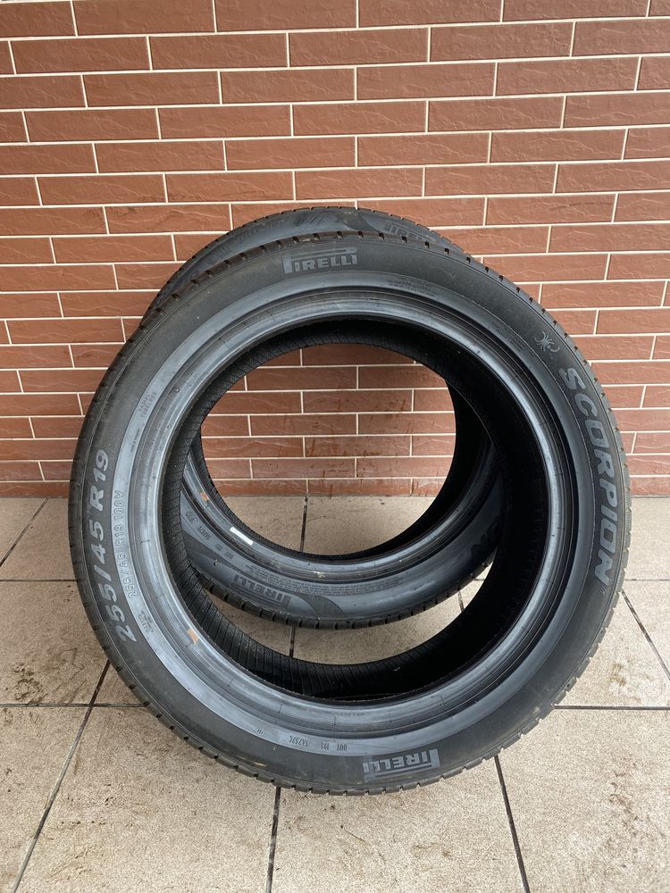 Opony 255/45/19 PIRELLI SCORPION demo