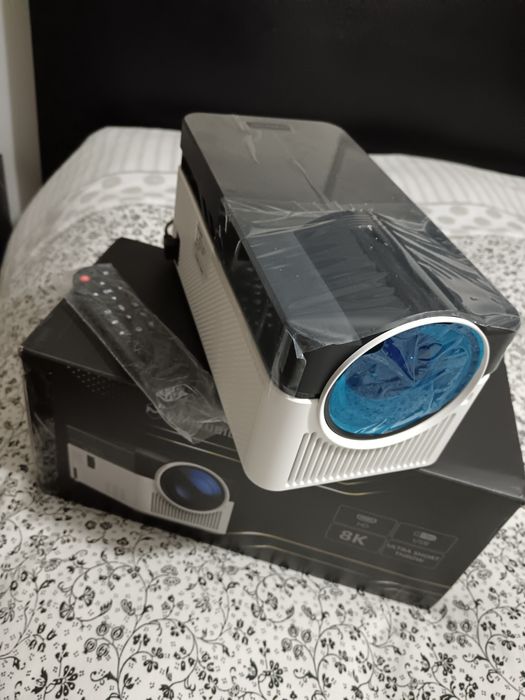 Magcubic projector 8K LED