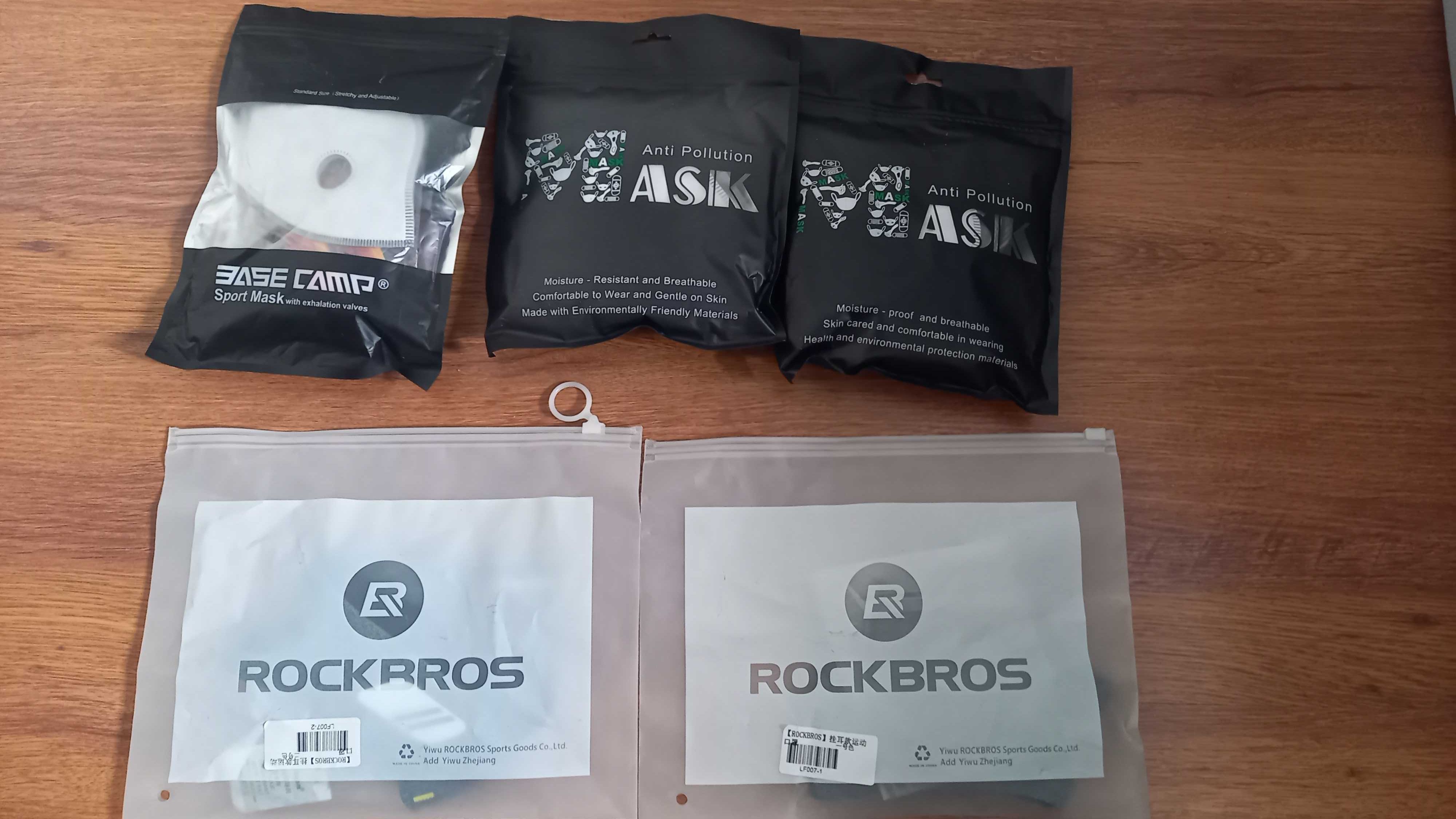 Zestaw masek antysmogowych z filtrem Rockbros, ASK  i BASE Camp