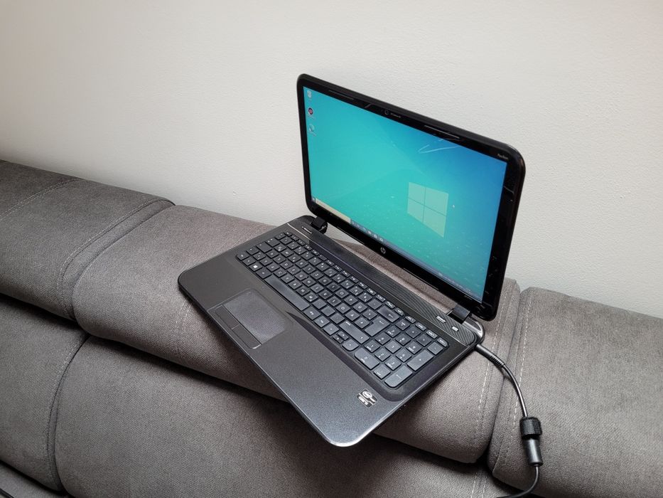 Laptop HP -Intel I5, 6gb ram, dysk SSD 32gb i HDD 500gb,Ładny! Szybki!