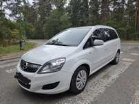 Opel Zafira Ksenon ! Gaz ! Niski przebieg !
