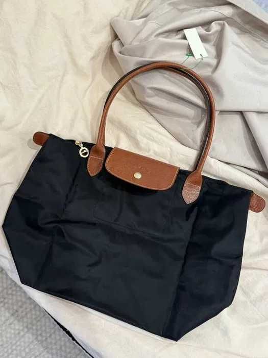 Torbę Longchamp w kolorze czarnym L