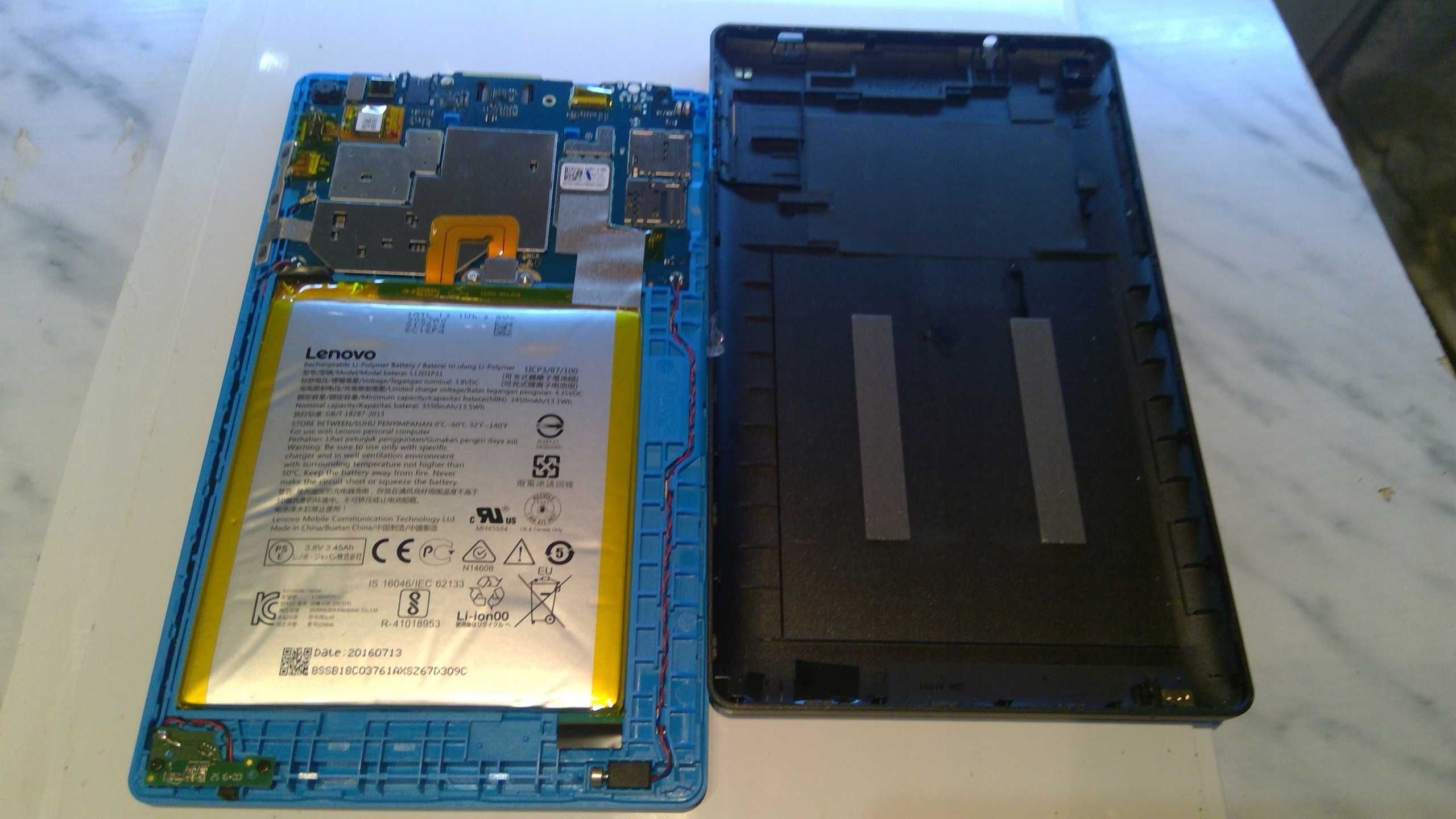 Tablet Lenovo TB3-710I 7" 1 GB / 8 GB L36