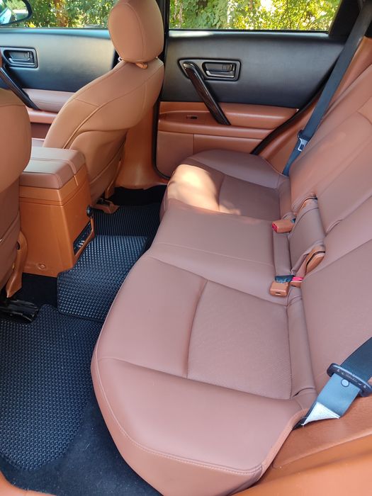 Infiniti fx35 у гарному стані